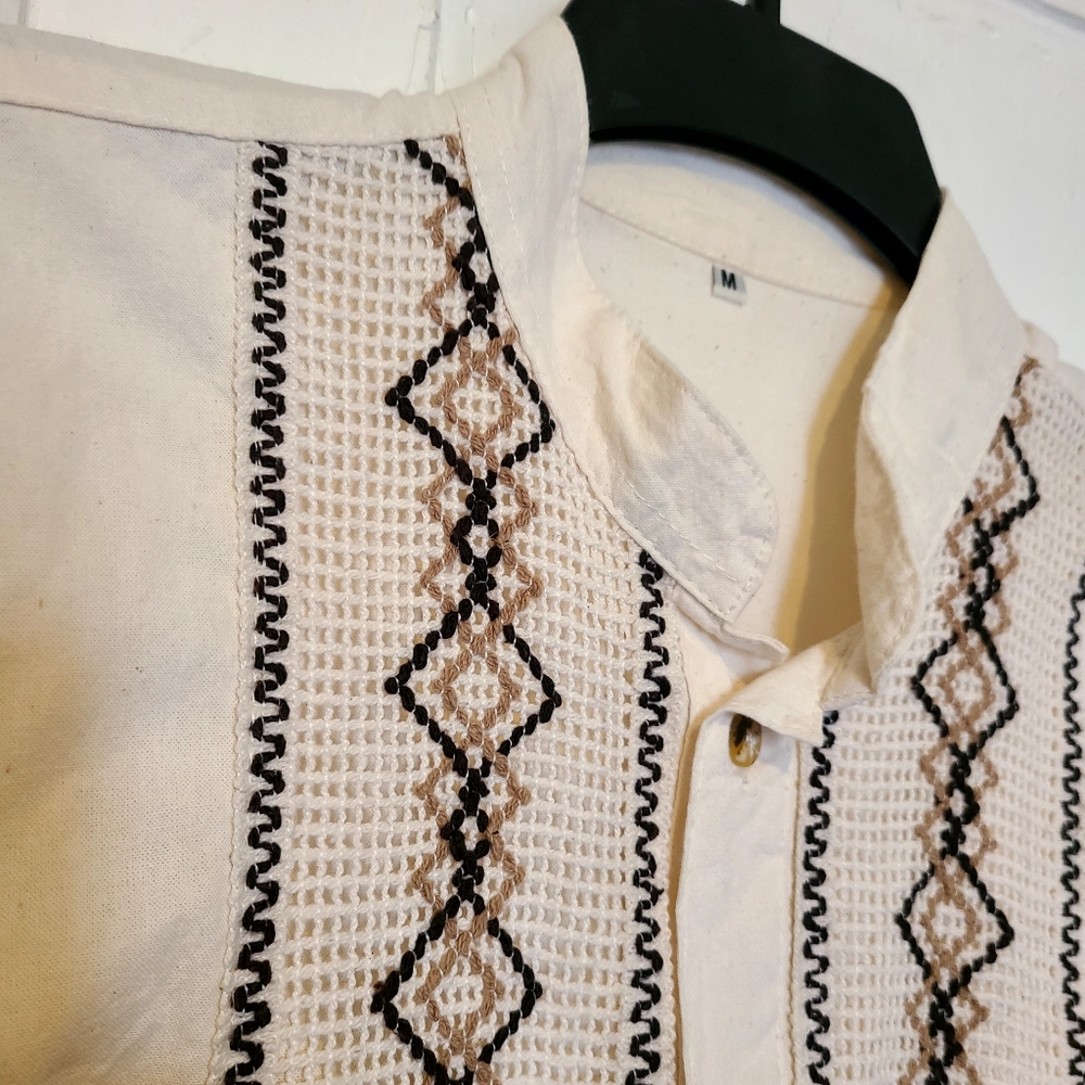Men's Authentic Mexican Print Button-Up Shirt - Made in Mexico - Size M - Picture 5 of 7